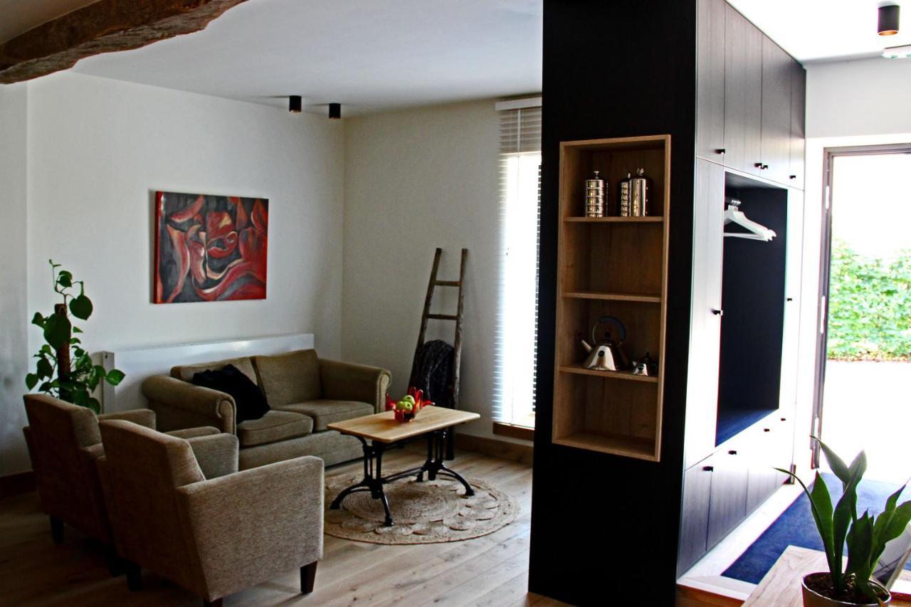 Het Koerhuis Kinrooi Exteriör bild