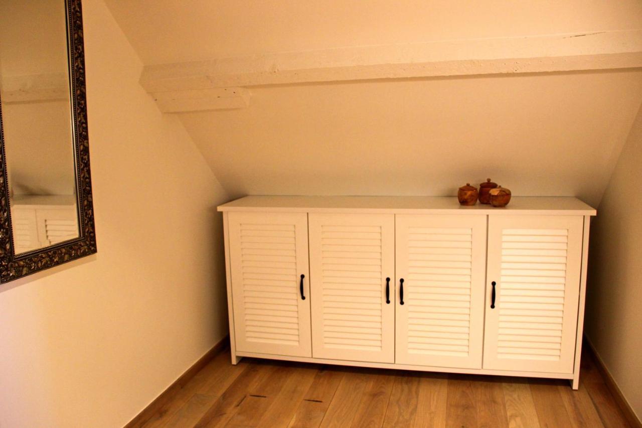 Het Koerhuis Kinrooi Exteriör bild